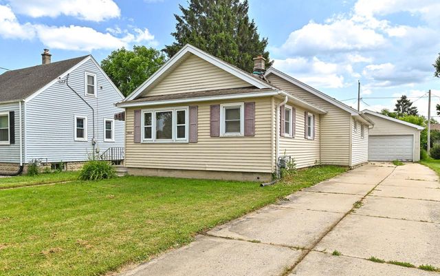 3945 E Birchwood AVENUE, Cudahy, WI 53110