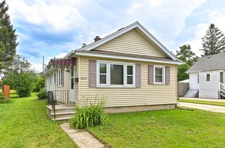 3945 E Birchwood AVENUE, Cudahy, WI 53110