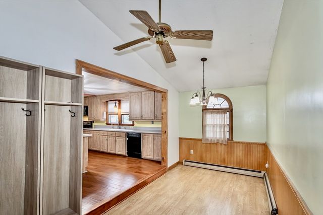 15 Kenwood Street, Westfield, MA 01085