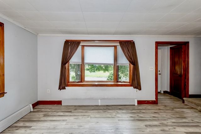15 Kenwood Street, Westfield, MA 01085