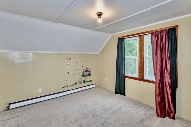 15 Kenwood Street, Westfield, MA 01085