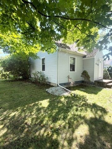 15 Kenwood Street, Westfield, MA 01085