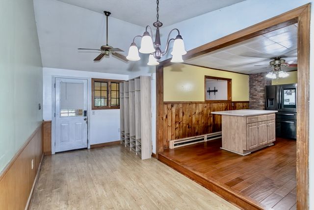15 Kenwood Street, Westfield, MA 01085