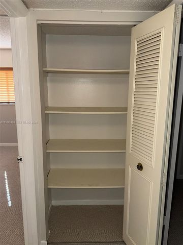 8025 SW 107th Ave 213, Miami, FL 33173