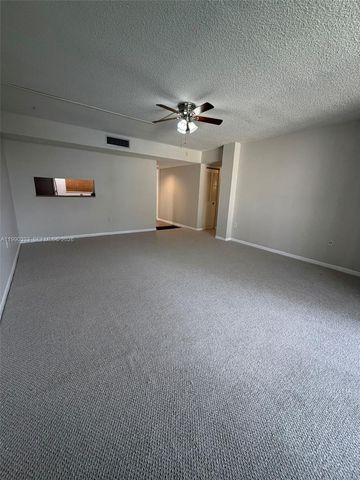 8025 SW 107th Ave 213, Miami, FL 33173