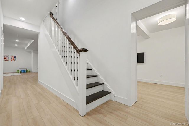 152 Lee Road, Scarsdale, NY 10583