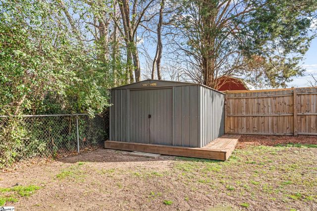 805 S Main Street, Fountain Inn, SC 29644