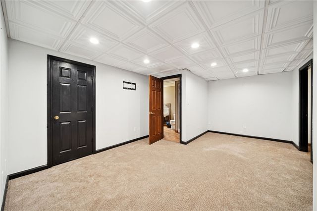 3124 Algonquin Trail, Lower Burrell, PA 15068