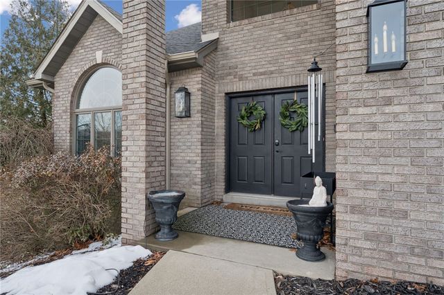 3124 Algonquin Trail, Lower Burrell, PA 15068