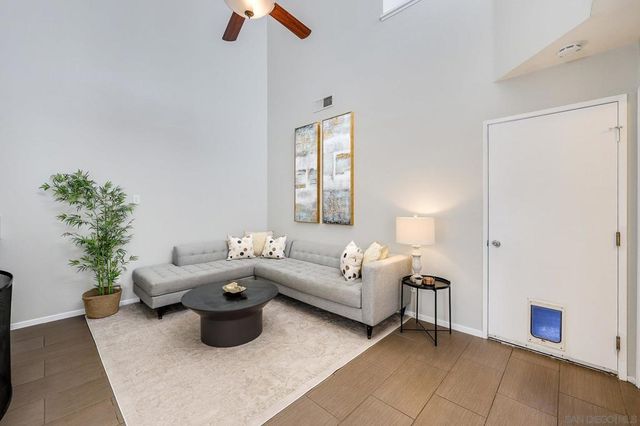 1772 Promenade Cir, Vista, CA 92083
