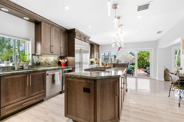 913 Coconut Drive, Fort Lauderdale, FL 33315