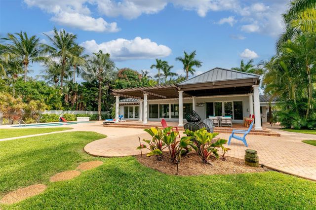 913 Coconut Drive, Fort Lauderdale, FL 33315