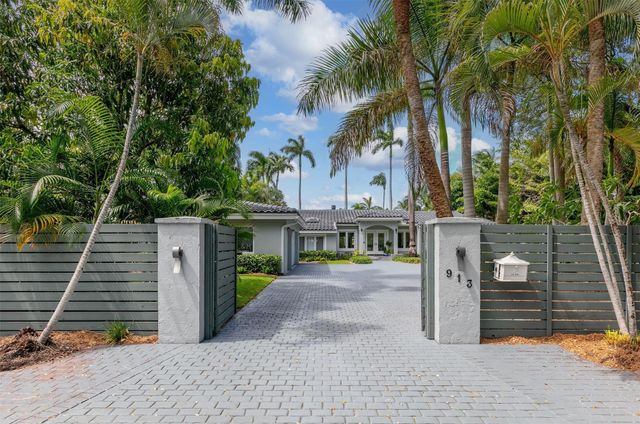 913 Coconut Drive, Fort Lauderdale, FL 33315
