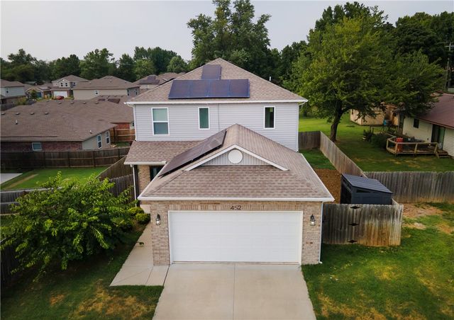 452 Bluebonnet Avenue, Lowell, AR 72745