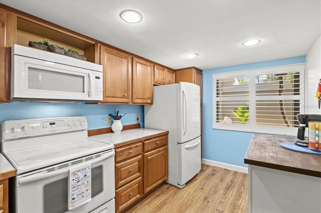 404 PINEBROOK CRESCENT 4, Venice, FL 34285