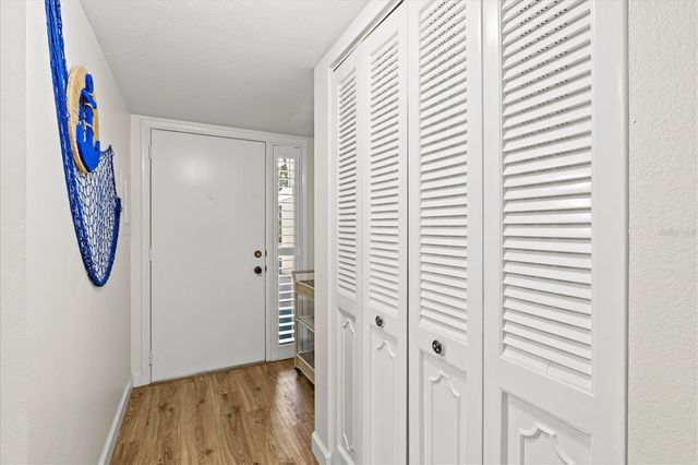 404 PINEBROOK CRESCENT 4, Venice, FL 34285