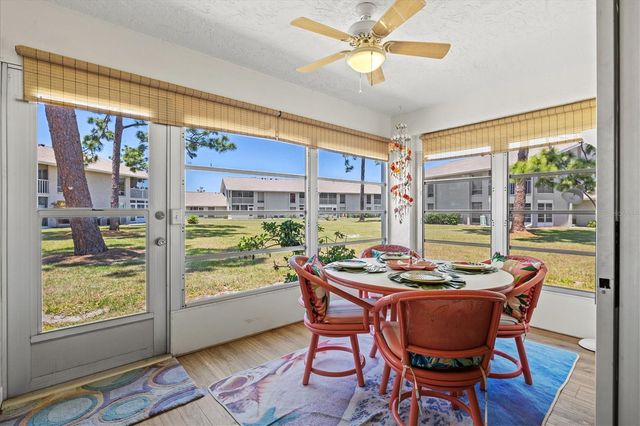 404 PINEBROOK CRESCENT 4, Venice, FL 34285