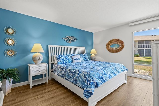 404 PINEBROOK CRESCENT 4, Venice, FL 34285