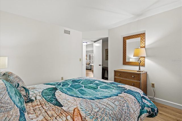 404 PINEBROOK CRESCENT 4, Venice, FL 34285