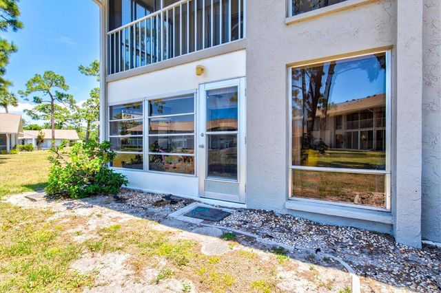 404 PINEBROOK CRESCENT 4, Venice, FL 34285