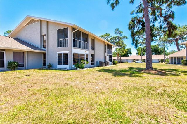 404 PINEBROOK CRESCENT 4, Venice, FL 34285