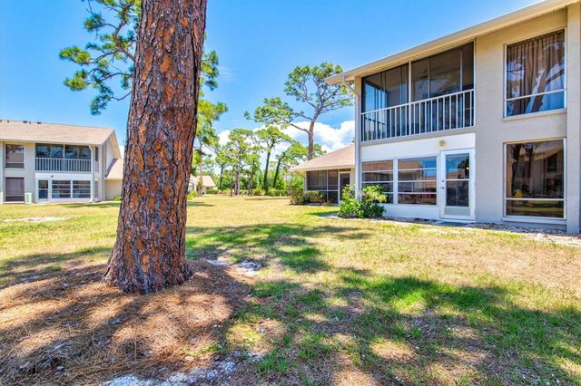 404 PINEBROOK CRESCENT 4, Venice, FL 34285