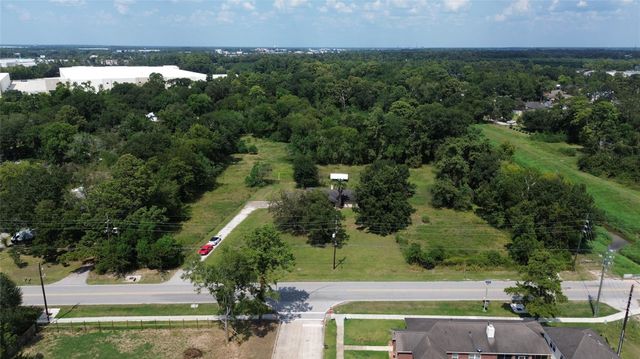 7705 Rankin Rd, Humble, TX 77396