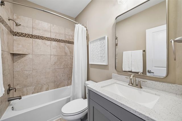 8413 Moritz Green, Houston, TX 77055