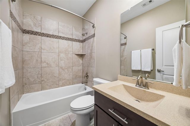 8413 Moritz Green, Houston, TX 77055