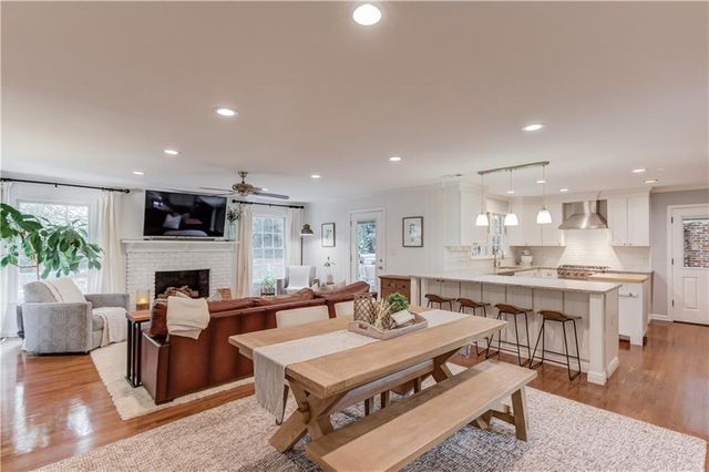 2488 Hazelwood NE Drive, Atlanta, GA 30345