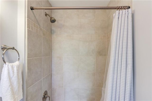 2488 Hazelwood NE Drive, Atlanta, GA 30345