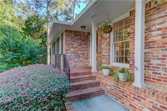 2488 Hazelwood NE Drive, Atlanta, GA 30345