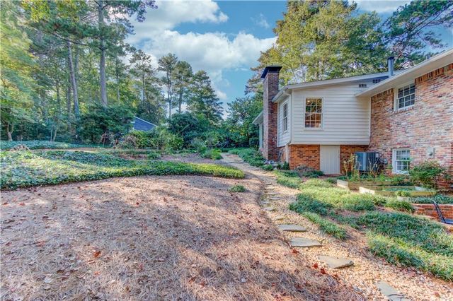 2488 Hazelwood NE Drive, Atlanta, GA 30345