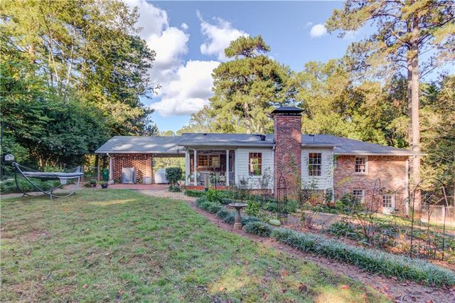 2488 Hazelwood NE Drive, Atlanta, GA 30345