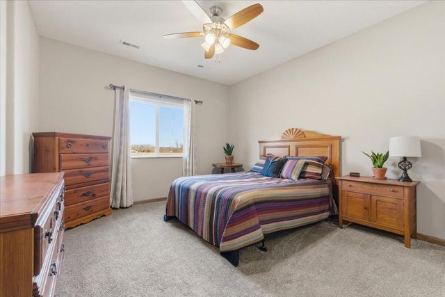 5316 HARDINGS LANDING Road, Council Bluffs, IA 51501