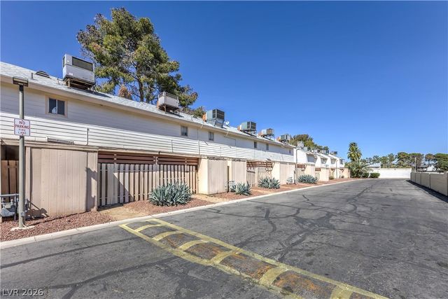 4770 Topaz Street 57, Las Vegas, NV 89121