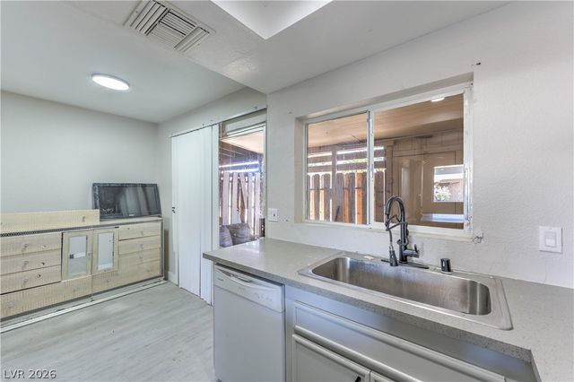 4770 Topaz Street 57, Las Vegas, NV 89121