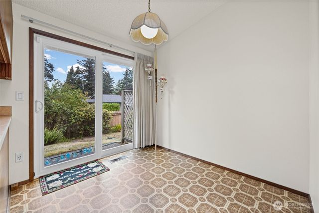 9817 61st Street Ct W, University Place, WA 98467