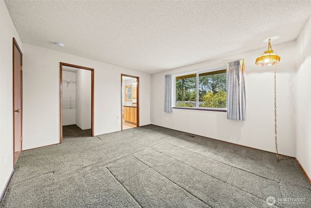 9817 61st Street Ct W, University Place, WA 98467