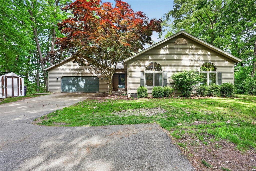 1286 Bridge Road, Allegan Twp, MI 49010