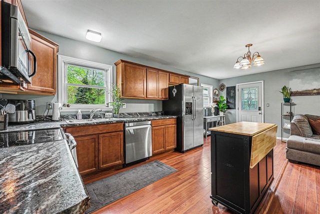 10085 Plank Road, Maybee, MI 48159
