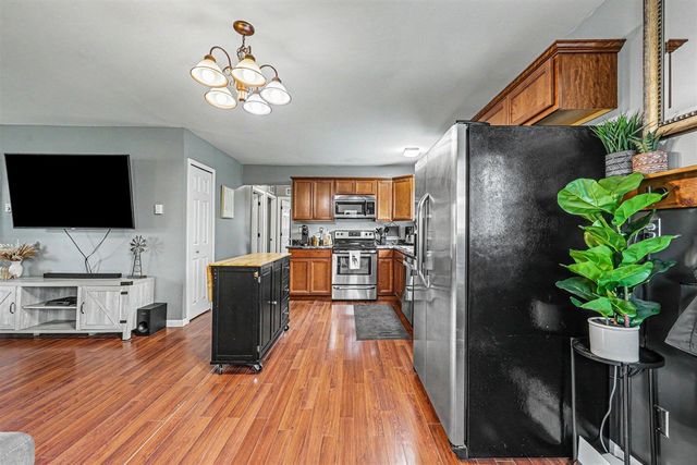 10085 Plank Road, Maybee, MI 48159