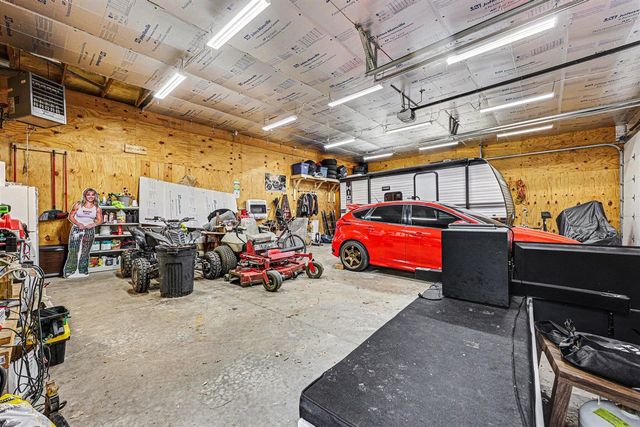 10085 Plank Road, Maybee, MI 48159