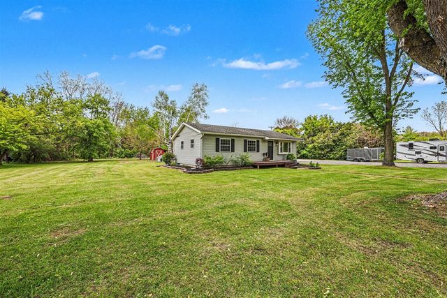 10085 Plank Road, Maybee, MI 48159