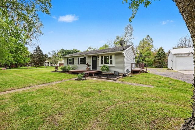 10085 Plank Road, Maybee, MI 48159