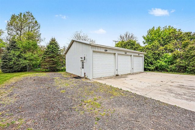 10085 Plank Road, Maybee, MI 48159