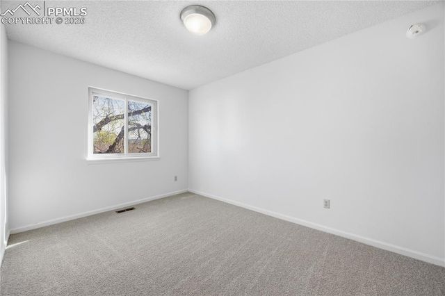 912 Amsterdam Drive, Colorado Springs, CO 80907