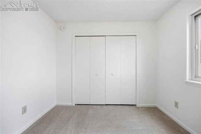 912 Amsterdam Drive, Colorado Springs, CO 80907