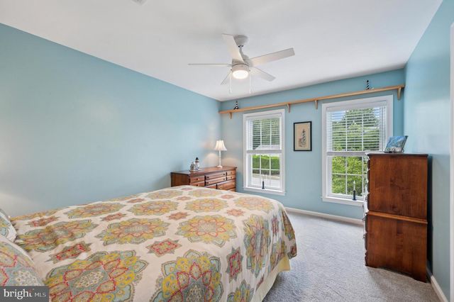 108 CARRIAGE LN, Aston, PA 19014