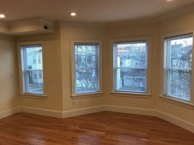65 Newton 2, Somerville, MA 02143